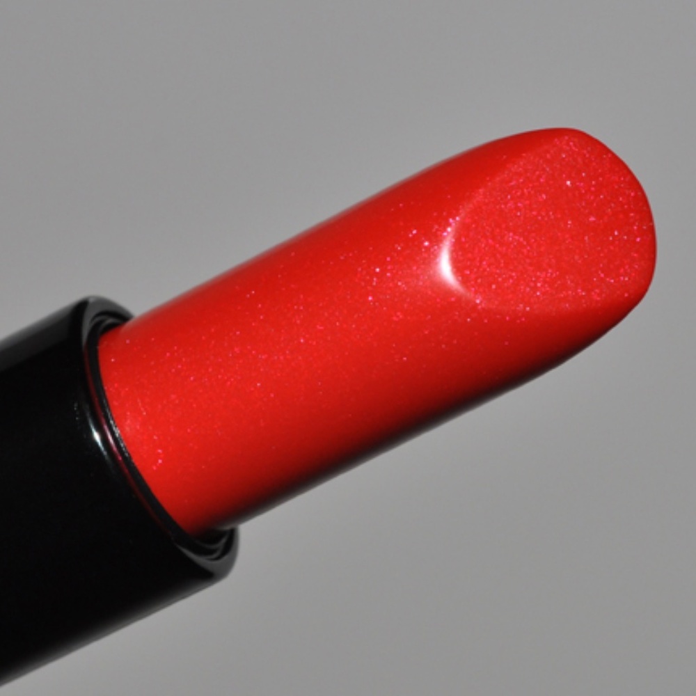 Lancôme 156 "Retro Rouge" (Shimmer) Bold Red Color Design Lipstick